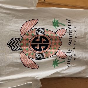 simply southern collection size Small, white T-shirt
